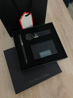 Coffret Charisma 3 Pièces - Stylo, Porte-clés & Porte-cartes Effet Jean vue 2