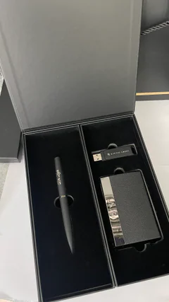 Coffret Shadow Wings - Carnet, Stylo & Porte-cartes Personnalisés vue 4